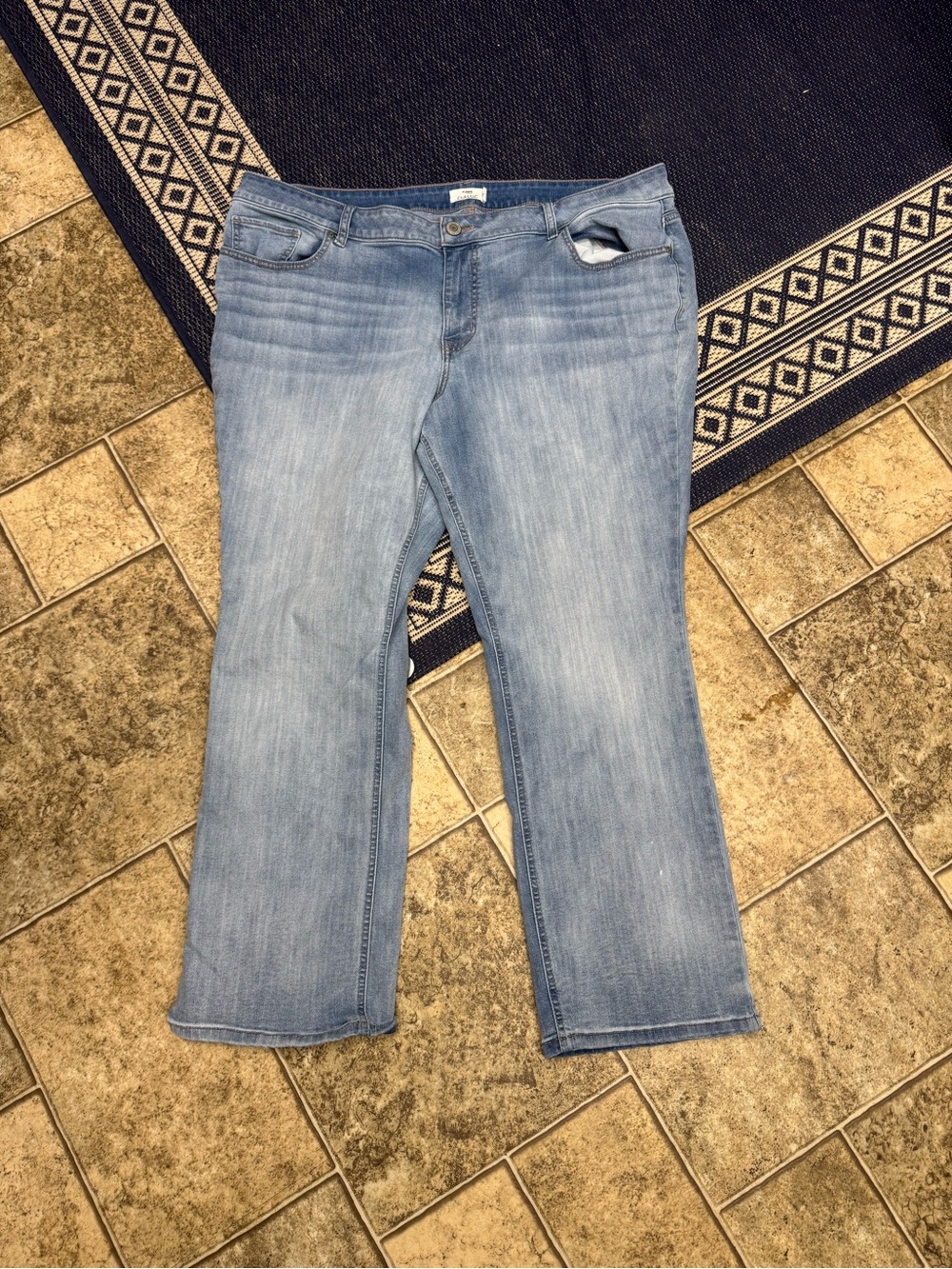 Preowned Maurices M Classic Jeans Size 22W Item #PHK7739